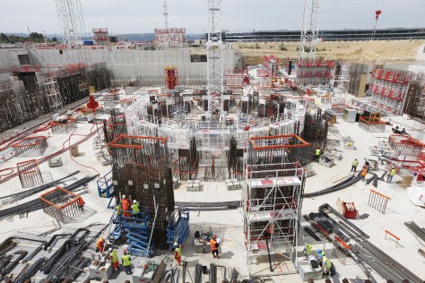 tokamak in aanbouw